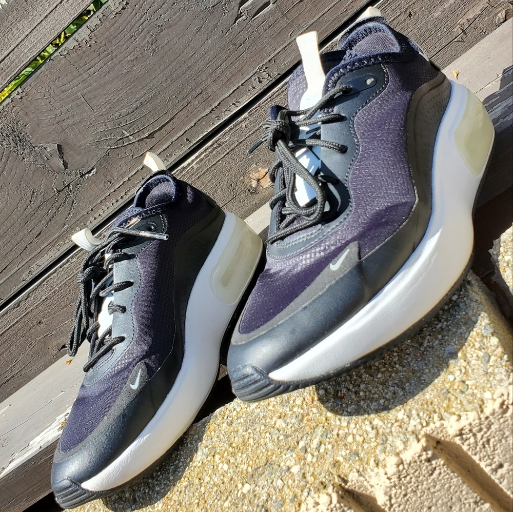 Nike AirMax Dia - Wmn's Size 7 but fits like 6.5 - Picture 9 of 9